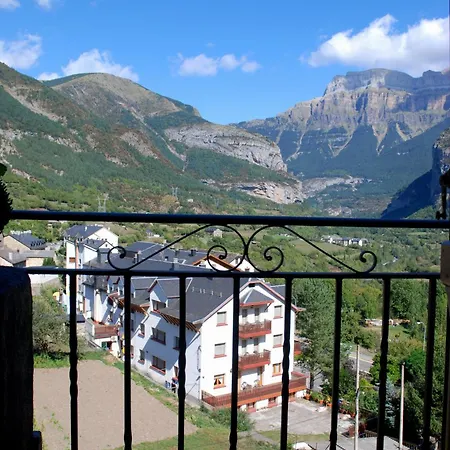 El Patio Casa Cajal *